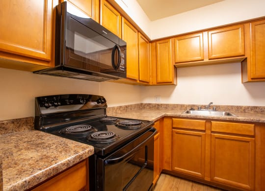 Kitchen applainces at Nine90 Apartments in Tucson Arizona