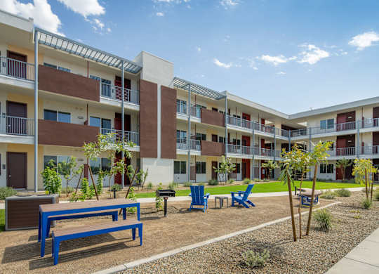 Picnic Area at Streamliner 67th in Phoenix Arizona