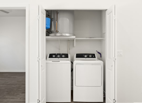 Three Bedroom In Unit Washer and Dryer at Casitas Catalina Apartments in Tucson
