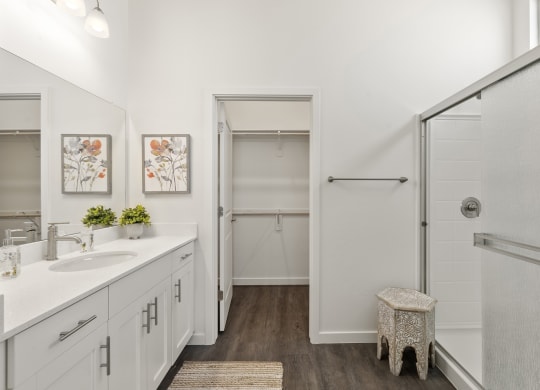 Two Bedroom Bathroom of Casitas Catalina Apartments in Tucson