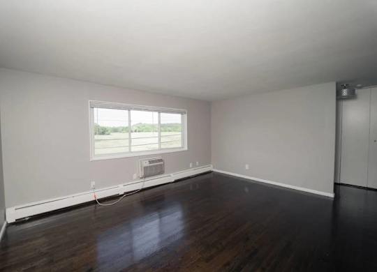 Vacant Living Area at Encore 99, East Haven, CT, 06512