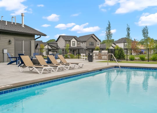 the enclave at homecoming terra vista pool