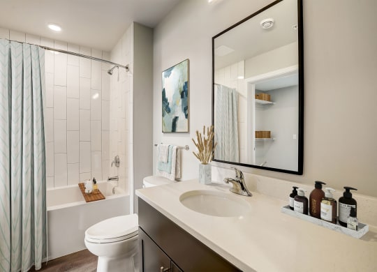 EO Madison Yards A7 Bathroom