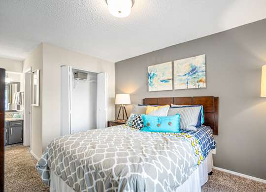 our spacious bedrooms at 701 South Apartments in Mobile, AL