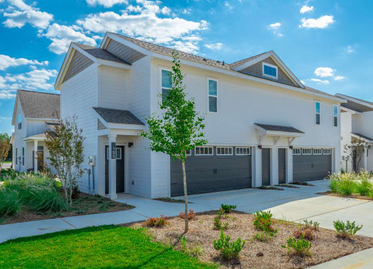 townhouse with 2-car garage and private entry at Anthem Luxury Rentals, Cottages, and Apartment Homes in Huntsville, AL