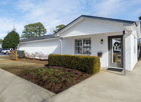 Clubhouse and leasing office at Magnolia Apartments in Athens, Alabama