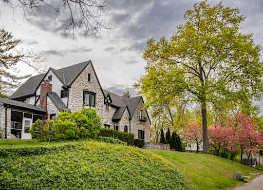 Estate home for rent at Saddlebrook at Tates Creek Apartments in Lexington, KY