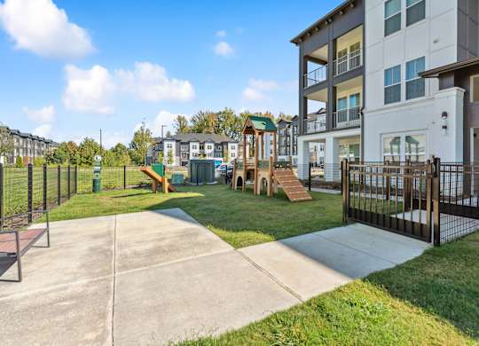 the preserve at ballantyne commons apartments patio and playground