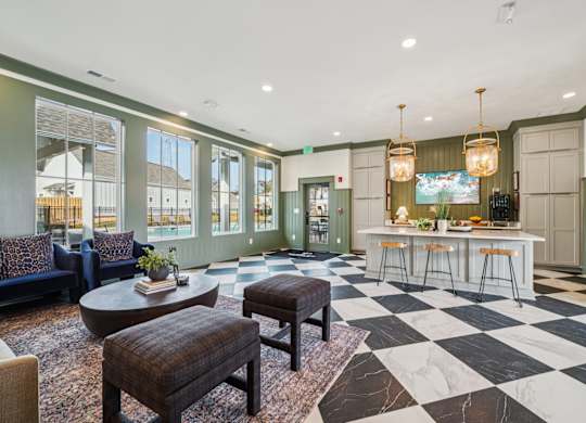 Resident social lounge at Turnberry Park Apartments in Gardendale, AL