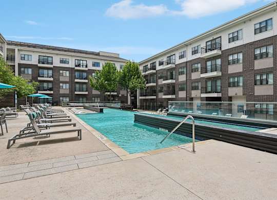 Markethaus 3700 Patio Views of Pool