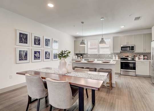 Townhome Kitchen and Dining Room