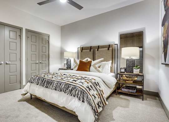 Luxurious Bedroom