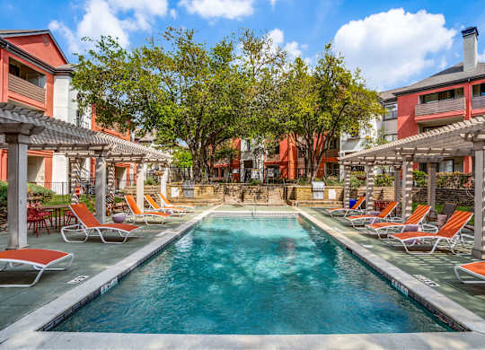 Pool and outdoor lounge area at The Lana, apartments for rent in Dallas