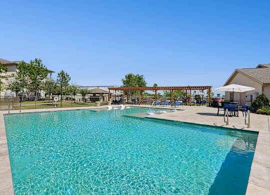 Pool with Gas Grill