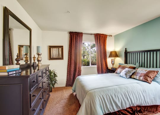 Legends at River Oaks Bedroom & Window View
