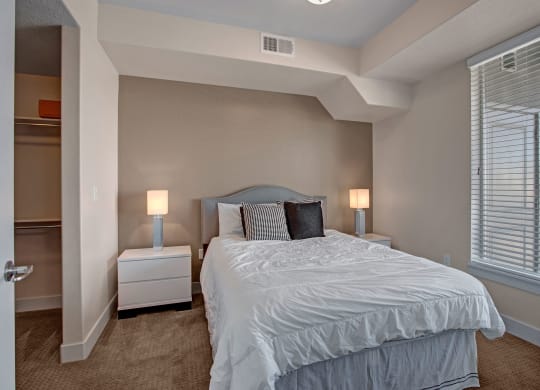 Velo on the Boulevard bedroom, Weidner Real Estate Properties