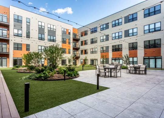 Vim & Vigor Lofts - courtyard