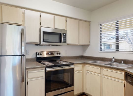Reserve at Arrowhead 2bedroom kitchen