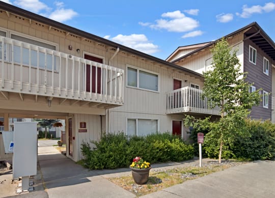 The Legacy Apartments - Exterior