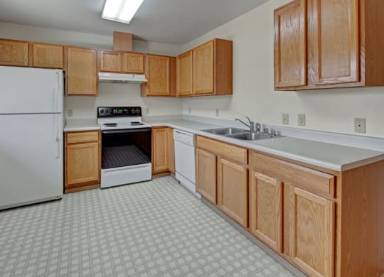 The Legacy Apartments - Kitchen