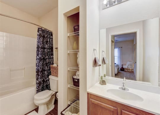 Residence at North Penn bathroom with high ceilings