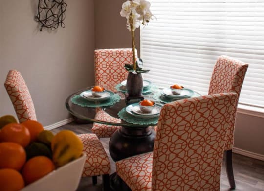 Sycamore Farms - Dining room  - Weidner