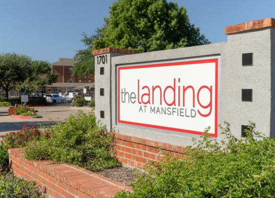 Landing at Mansfield Monument Sign