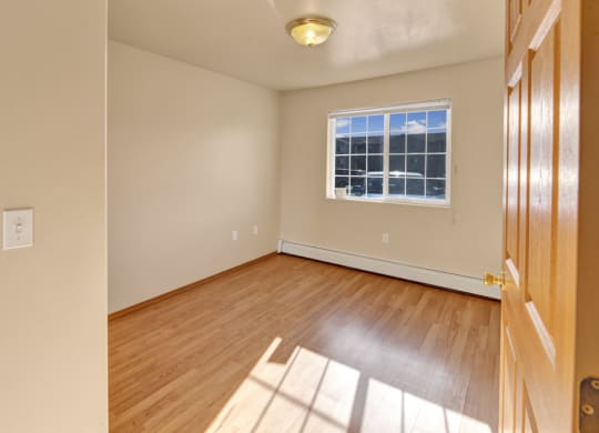 Timber Ridge Apartments - Bedroom