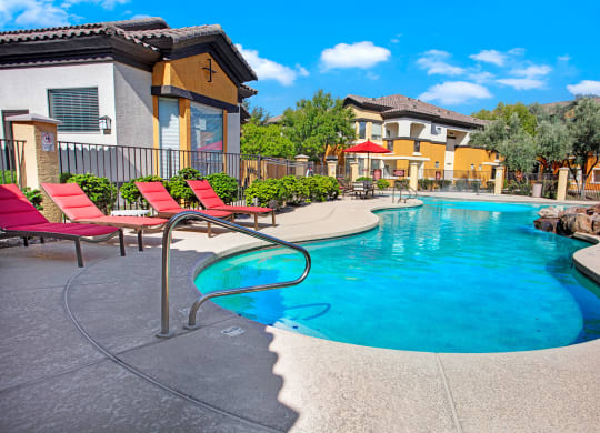 Sonoma Landing Pool