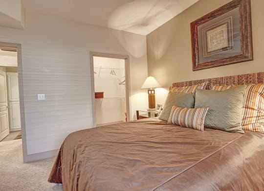 Rancho Belago Walk In Closet