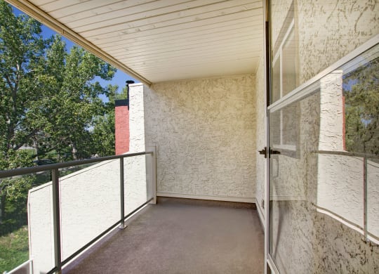 Balcony Apartments in Calgary, AB