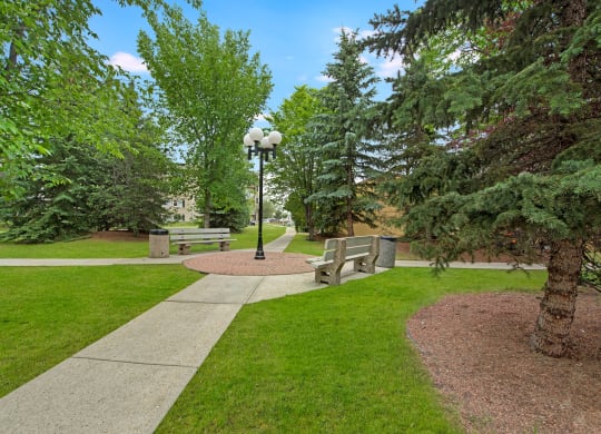 Cambridge West Park and Walkway Apartments for rent in Edmonton, AB