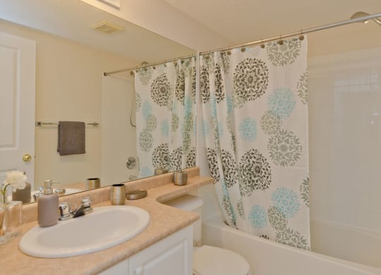 Bathroom Apartments for rent in Calgary, AB
