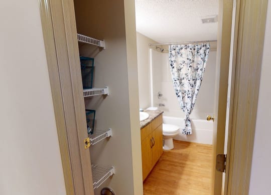 Sonora Bathroom  Apartments for rent in Stony Plain, AB