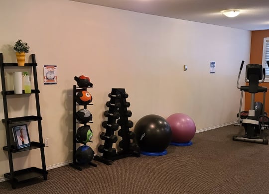 Ventana Apartment Homes Weights Apartments for rent in Saskatoon, SK
