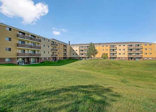 Wyndham Crossing Courtyard Apartments for rent in Edmonton, AB