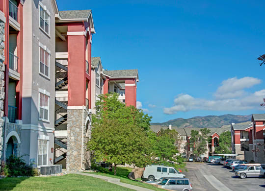 Camelback Pointe Street View Apartments in Colorado Springs, CO