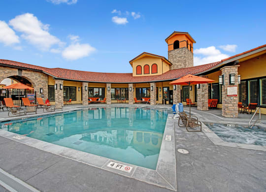 La Bella Vita Pool Jacuzzi Apartments in Colorado Springs, CO