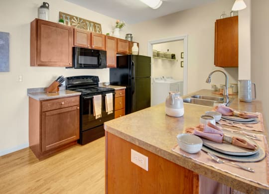 Prairie Pines Kitchen Apartments for Rent in Williston, ND