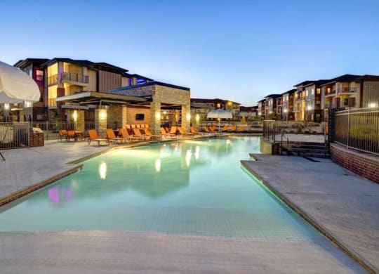 98 Apartments Pool