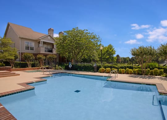 Lincoln Villas on Memorial Outdoor Pool
