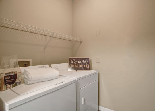 Lincoln Villas on Memorial In-Unit Washer and Dryer