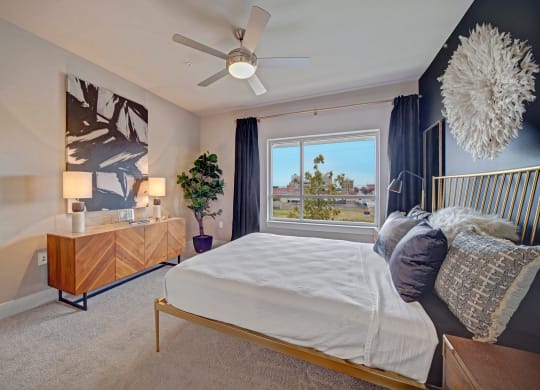 The Metropolitan Bedroom