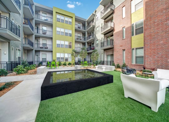 The Metropolitan Outdoor view