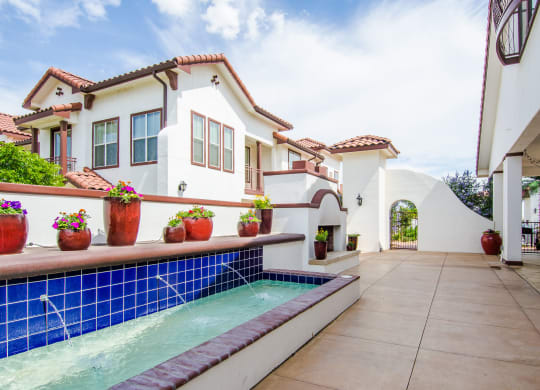 Andalucia Villas Fountain Apartments near Midland, Texas