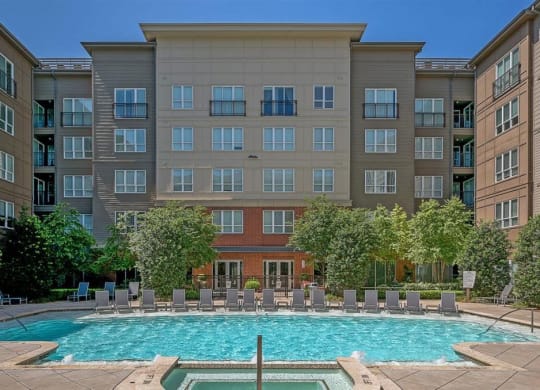 Cityplace Heights outdoor and pool area Dallas Fort Worth Apartments with outdoor Pool