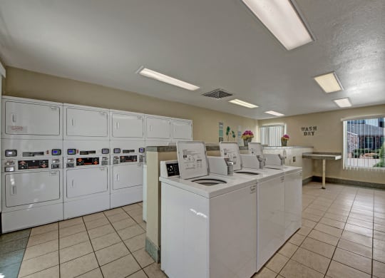 Cypress Pointe Laundry at Cypress Pointe Apartments Apartment rental Midland Texas