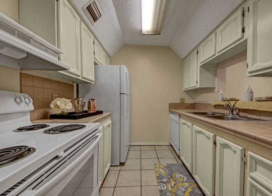 Las Colinas Kitchen Apartments near Odessa Texas