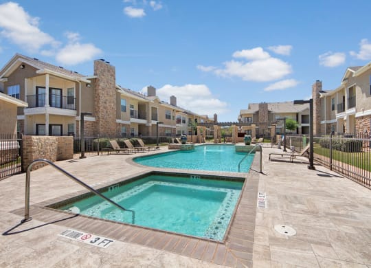 Mission Green Pool Apartment near Midland, Texas