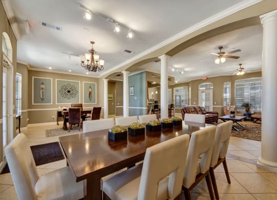 Mission Green Resident Lounge Apartment near Midland, Texas